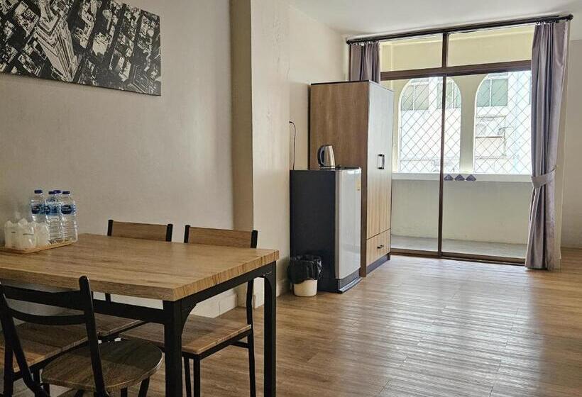 家庭套房, Pacific Residence