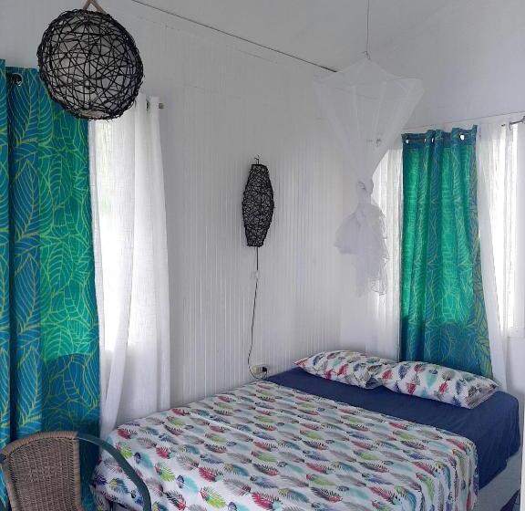 اتاق لوکس, Onelovecottagetobago Upstairs Apartment