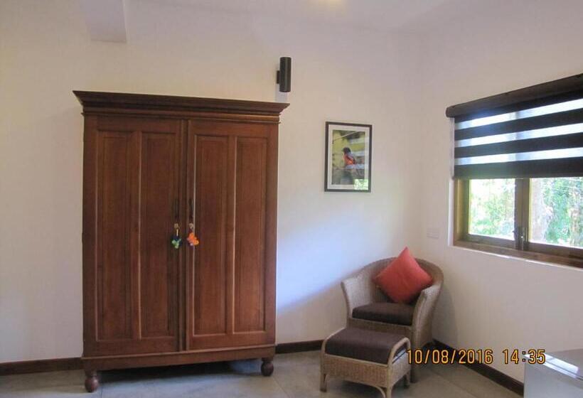 غرفة ديلوكس, Zee's Garden