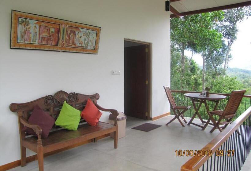 غرفة قياسية مزوَّدة بشُرفة, Zee's Garden