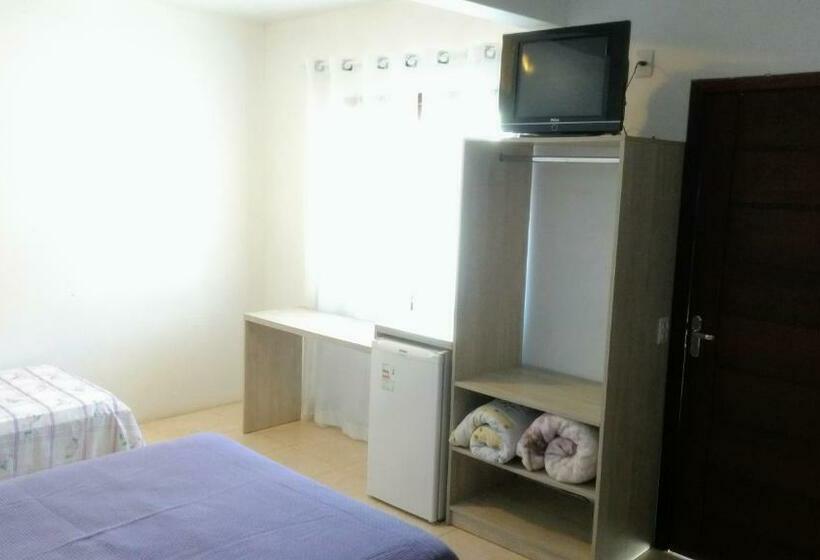 חדר משפחתי, Classe Pousada