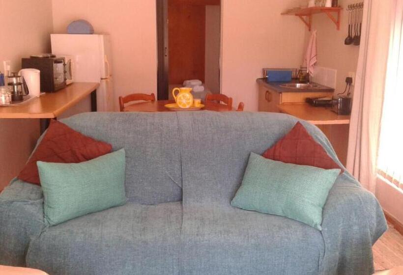 Апартаменты 1 Спальня с Балконом, Copperpot Guesthouse