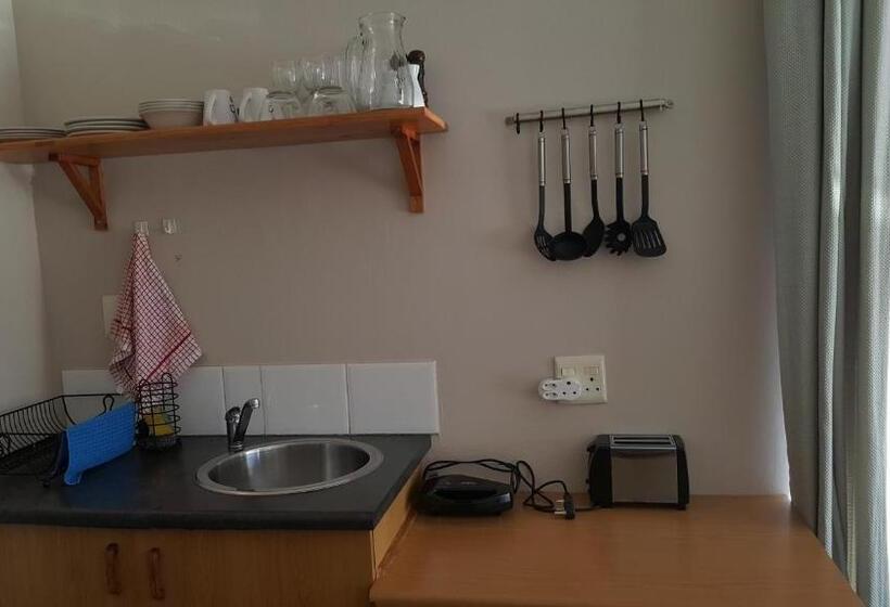 Апартаменты 1 Спальня с Балконом, Copperpot Guesthouse