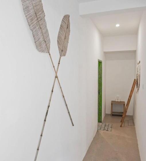 低层单卧公寓, Tipsea Turtle Rooftop Hostel Gili Trawangan