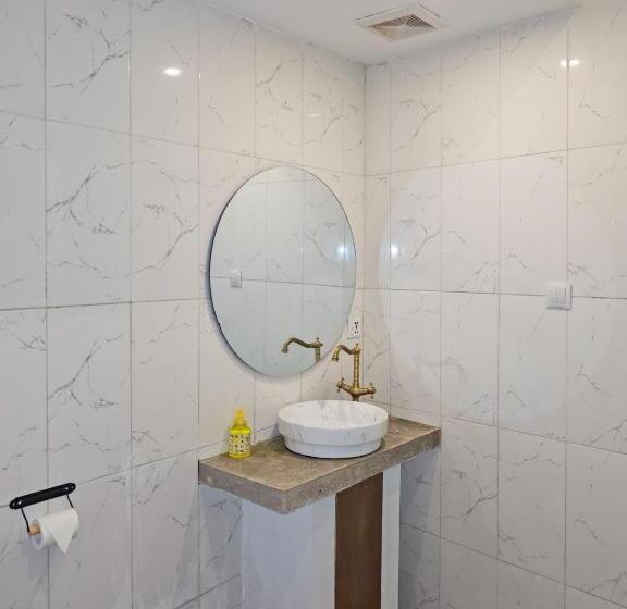 低层单卧公寓, Tipsea Turtle Rooftop Hostel Gili Trawangan