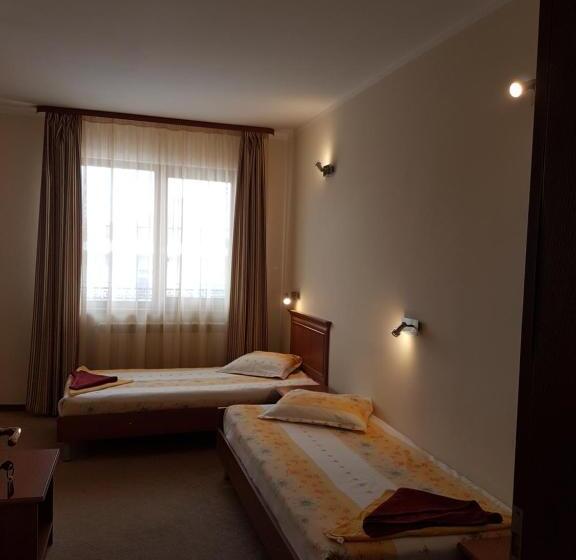 Номер Стандарт с Балконом, Guest House Markovi Aheloy