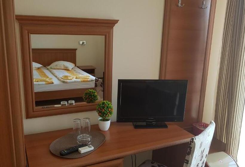 발코니 디럭스 룸, Guest House Markovi Aheloy