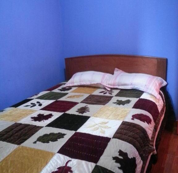 اتاق استاندارد با سرویس بهداشتی مشترک, Hostal Arcangel