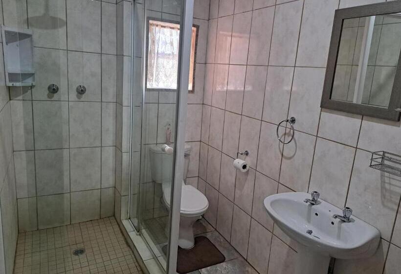 ガーデンビュースタンダードルーム, Villa Lin Zane