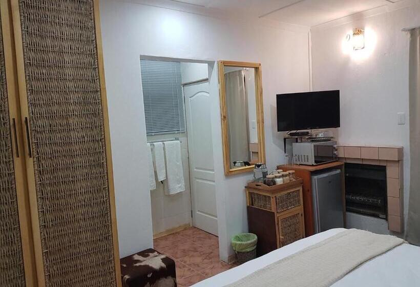 غرفة قياسية سرير كينج, Aliwal Villa Guest Lodge