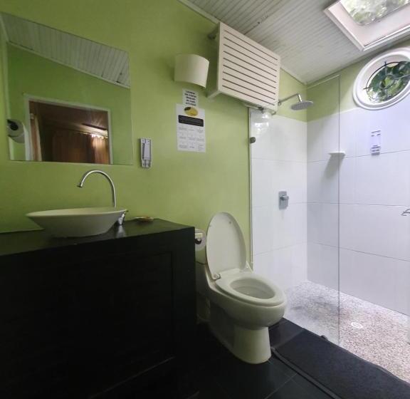 家庭间, Casamarilla