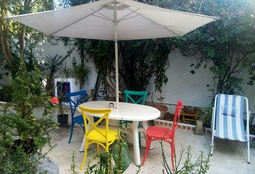 خانه 2 خوابه, The 18, Marsa Guest House