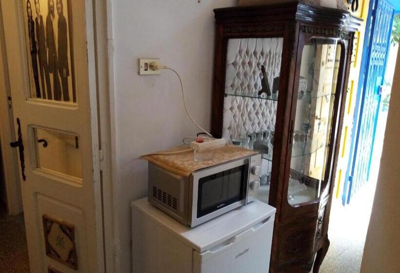 خانه 2 خوابه, The 18, Marsa Guest House