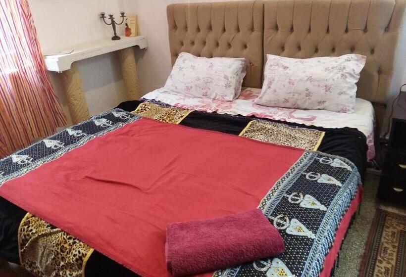 خانه 2 خوابه, The 18, Marsa Guest House