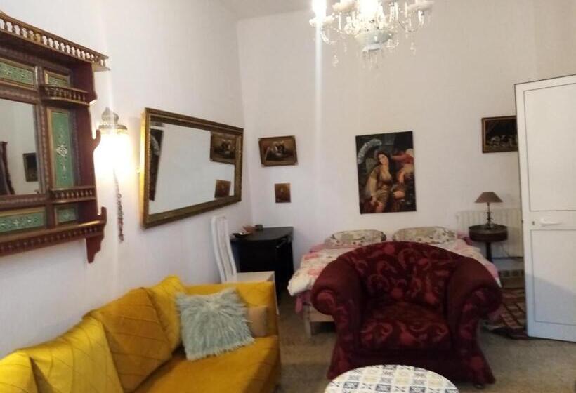 خانه 2 خوابه, The 18, Marsa Guest House