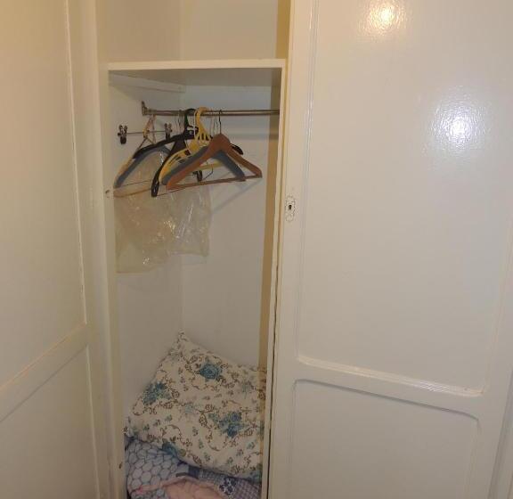 Standard Triple Room with Terrace, The 18, Marsa Guest House