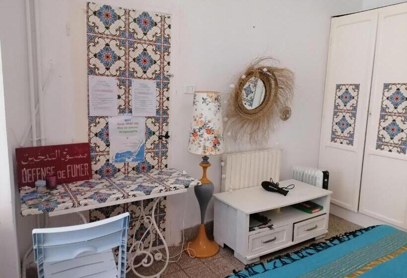 Standard Triple Room with Terrace, The 18, Marsa Guest House
