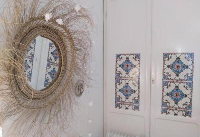 Standard Triple Room with Terrace, The 18, Marsa Guest House