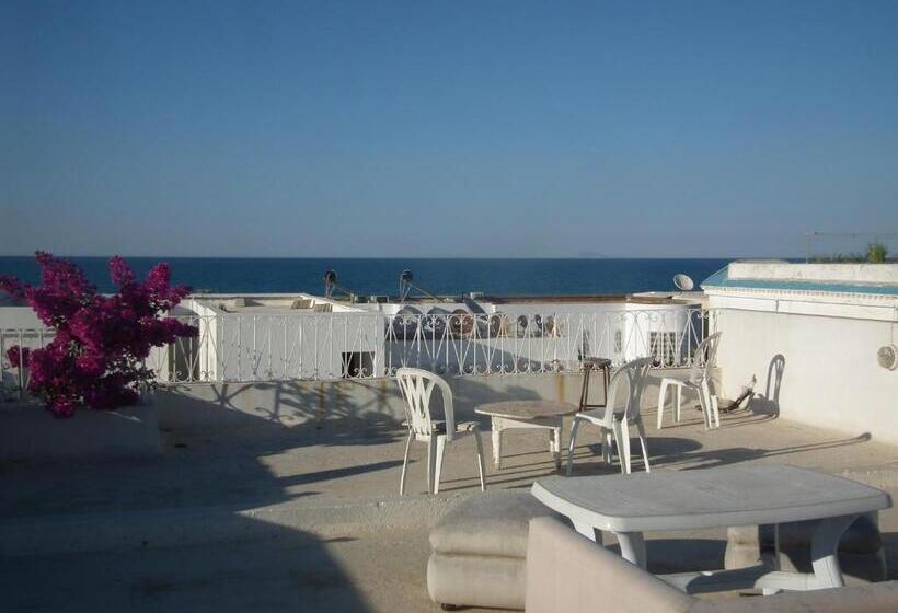 خانه 2 خوابه, The 18, Marsa Guest House