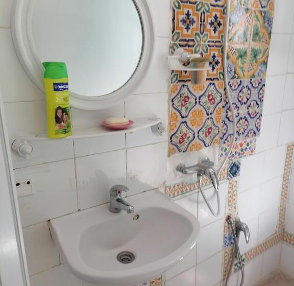 Standard Triple Room with Terrace, The 18, Marsa Guest House
