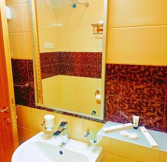 スタンダードルーム, Taraf Yanbu 2