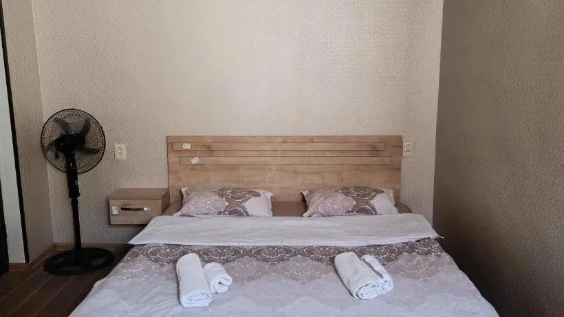 اتاق لوکس, Guest House Alazani Valley