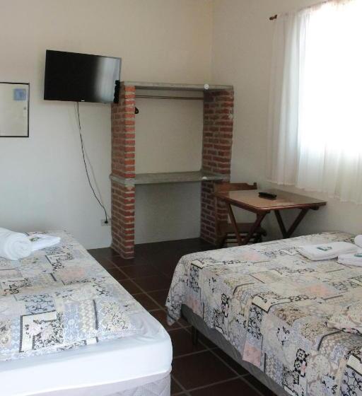 Номер Стандарт Трехместный, Piccola Pousada