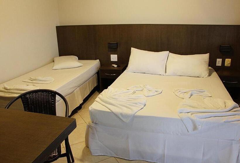 غرفة ديلوكس ثلاثية, Pousada Berro D'água