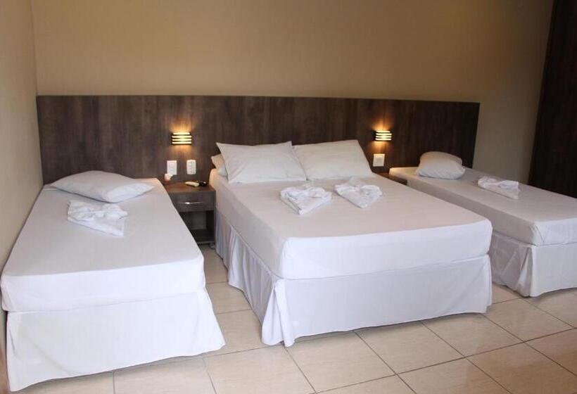 غرفة قياسية رباعية, Pousada Berro D'água