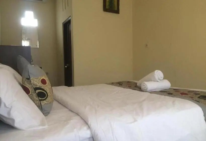 スーペリアールーム, Reynold Artha Guest House