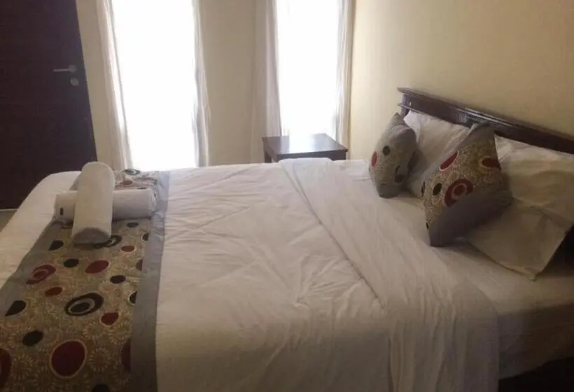 スーペリアールーム, Reynold Artha Guest House