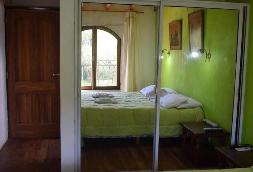 غرفة ديلوكس مزودة بشرفة, Estancia Santa Leocadia