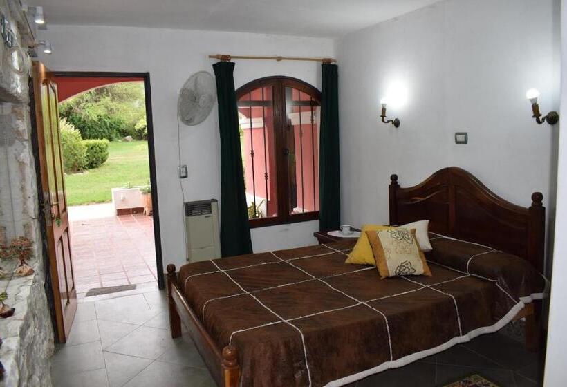 غرفة قياسية, Estancia Santa Leocadia