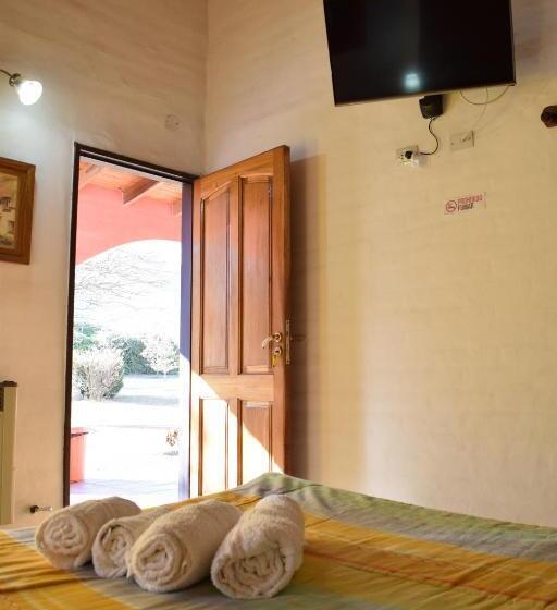 شقة غرفتين, Estancia Santa Leocadia