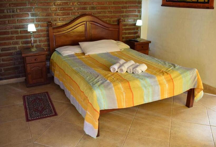 شقة غرفتين, Estancia Santa Leocadia