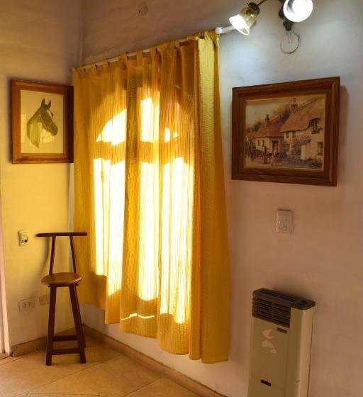 شقة غرفتين, Estancia Santa Leocadia