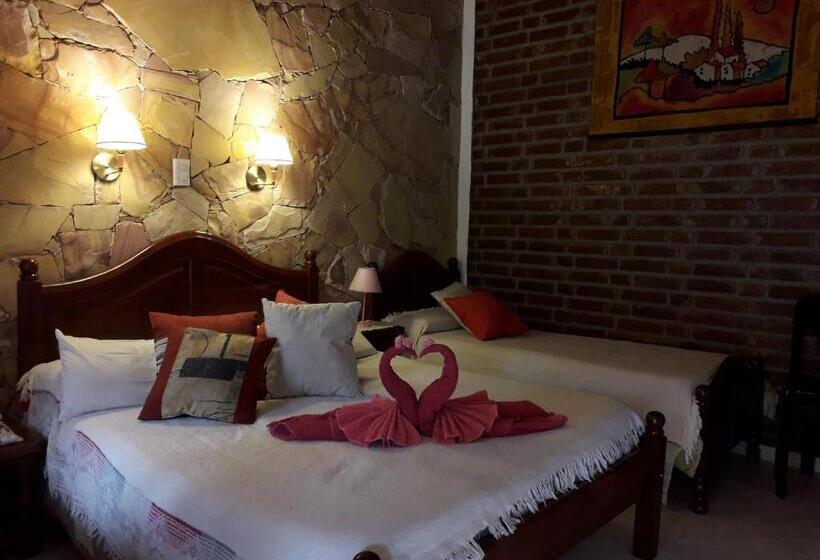 베이직 3인 룸, Estancia Santa Leocadia
