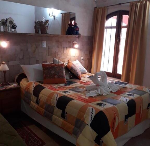 غرفة إقتصادية, Estancia Santa Leocadia