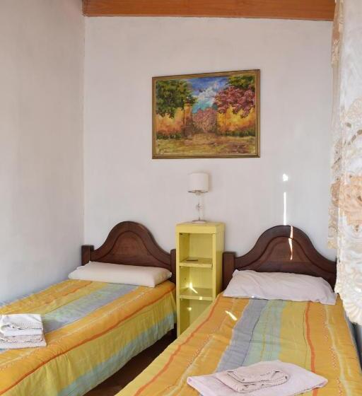 شقة غرفتين, Estancia Santa Leocadia