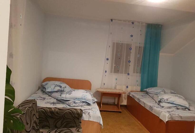 غرفة قياسية رباعية, Casa Emilia