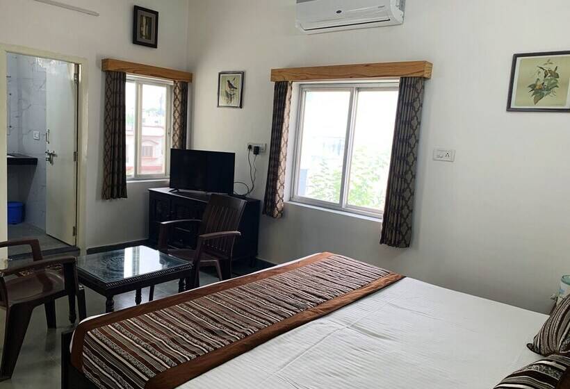اتاق لوکس, Gadh Ganesh Homestay