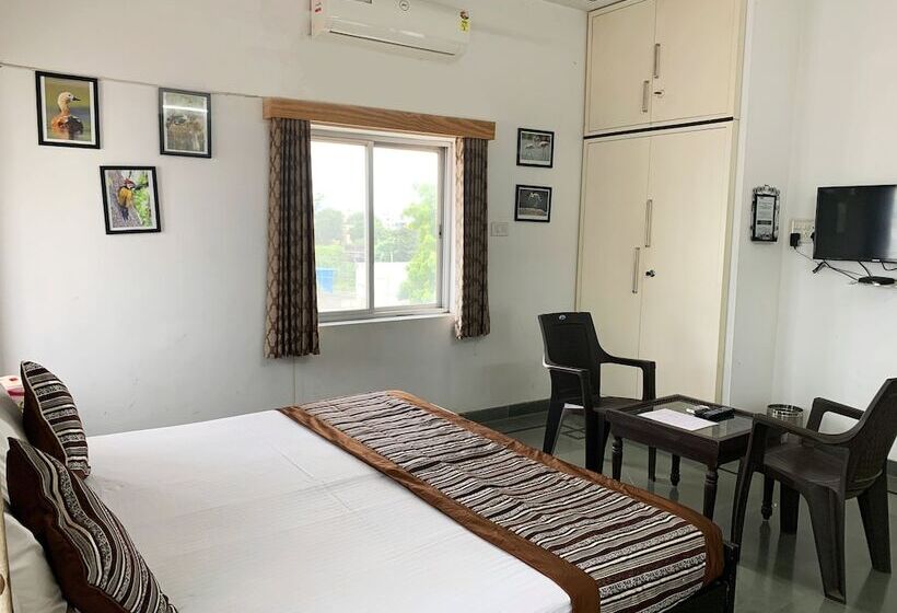 اتاق لوکس, Gadh Ganesh Homestay