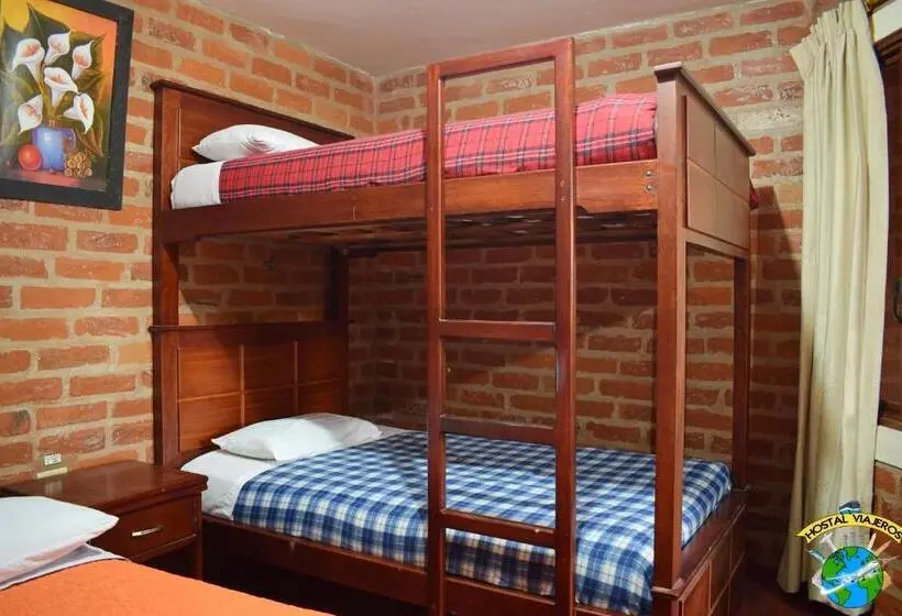 Standard Neljän Hengen Huone, Hostal Viajero's
