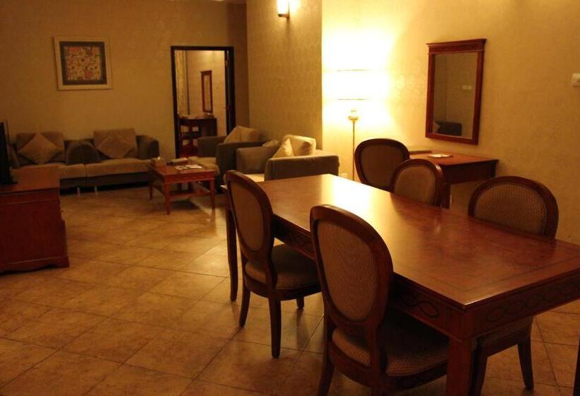 침실 4개 아파트, مجمع رغدان السياحي