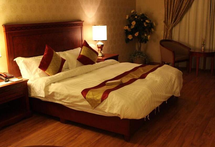 침실 4개 아파트, مجمع رغدان السياحي