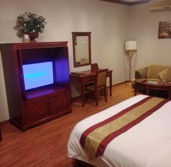 스탠다드 스튜디오, مجمع رغدان السياحي