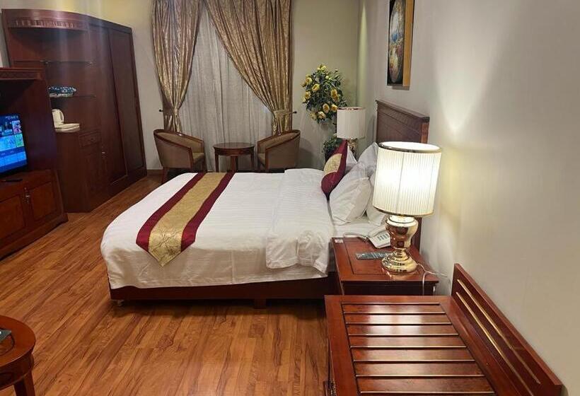 스탠다드 스튜디오, مجمع رغدان السياحي