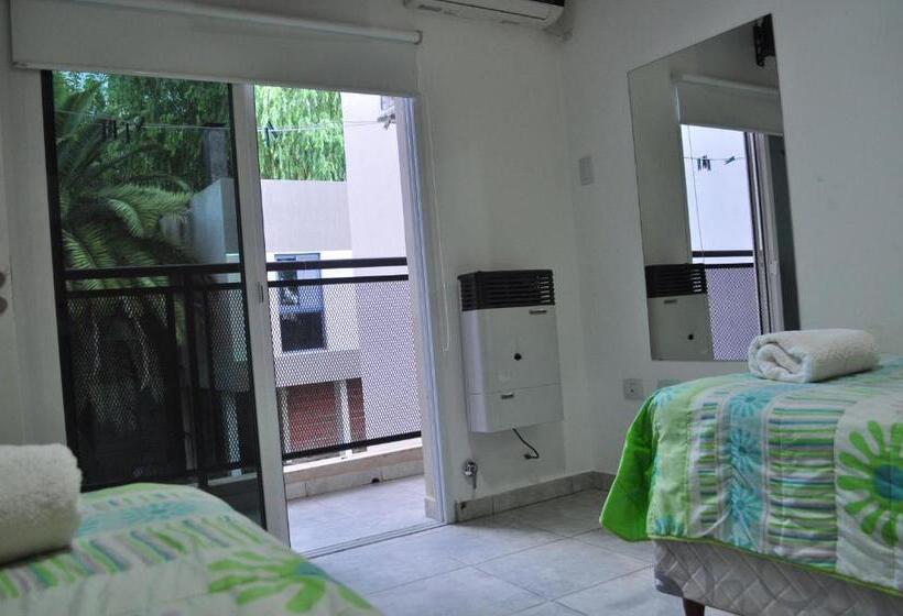 آپارتمان 2 خوابه, Los Abus