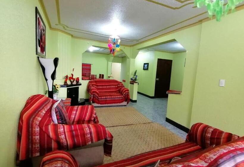 패밀리 스위트, Hostal Y Complejo Recreacional La Playita De Monse