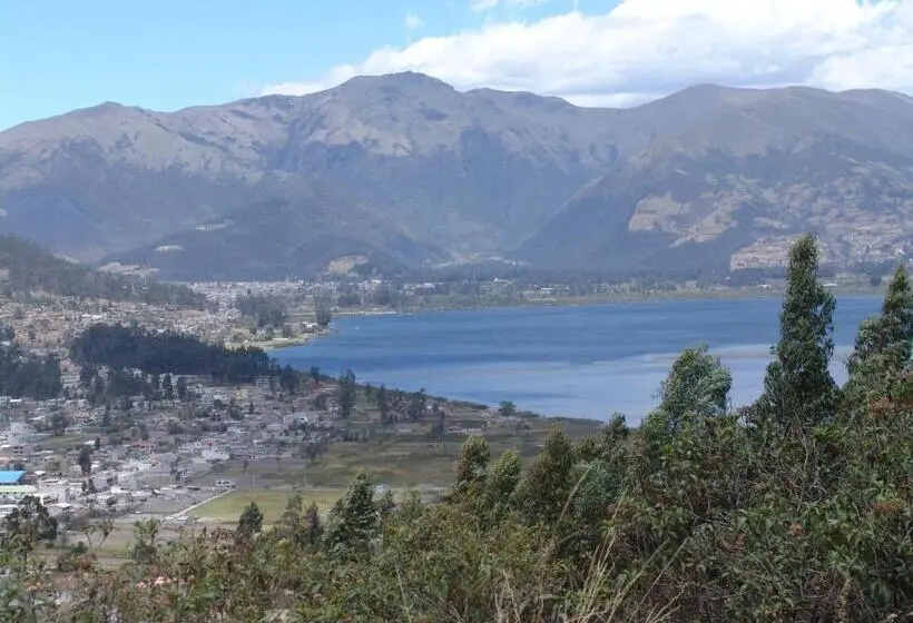 اتاق استاندارد سه نفره, Hostal Y Complejo Recreacional La Playita De Monse